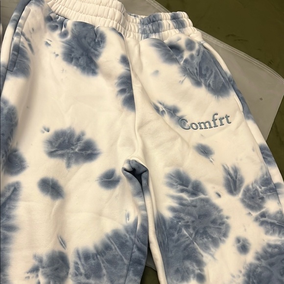 Comfrt Minimalist Tye Dye Set in Wave Brand NEW size XS! Offers Welcome! - Picture 9 of 16